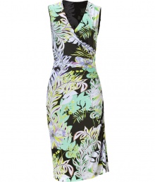 With a vivid tropical print in ultra-soft jersey, Etros ruched seam dress is a chic (and comfy) choice for taking from the office to cocktails - Wrapped V-neckline, sleeveless, ruched curved side seam, pull-over style - Form-fitting - Wear with heels and a dusting of sparkly fine jewelry