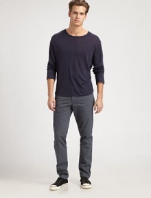 An everyday essential: the classic long-sleeved knit in a lightweight linen and silk blend.Crewneck55% silk/45% cottonHand washImported An everyday essential: the classic long-sleeved knit in a lightweight linen and silk blend.Crewneck55% silk/45% cottonHand washImported