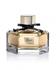 A sophisticated, warm floral fragrance. A richer, more intense and longer-lasting version of the Eau de Toilette in an elegant, luxurious bottle with a gold cap and label. A sophisticated, warm floral fragrance. A richer, more intense and longer-lasting version of the Eau de Toilette in an elegant, luxurious bottle with a gold cap and label.
