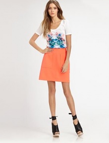 Abstract, painterly florals elevate this featherweight scoopneck tee.ScoopneckShort sleevesPullover styleAbout 19 from shoulder to hemCottonMachine washImportedModel shown is 5'10 (177cm) wearing US size Small. Abstract, painterly florals elevate this featherweight scoopneck tee.ScoopneckShort sleevesPullover styleAbout 19 from shoulder to hemCottonMachine washImportedModel shown is 5'10 (177cm) wearing US size Small.