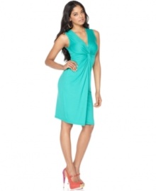 A twisted knot detail adds on-trend textural interest to this BCBGMAXAZRIA dress -- pop it with a hot-hued shoe!