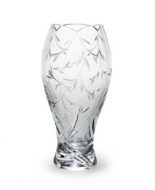 A delicate, etched vine motif and a scalloped rim infuses your décor with gentle sophistication. Qualifies for Rebate A delicate, etched vine motif and a scalloped rim infuses your décor with gentle sophistication. Qualifies for Rebate