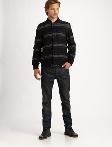 Straight-fitting, low rise denim in a rich, medium indigo rinse exudes downtown-cool.Five-pocket styleInseam, about 3298% cotton/2% elastane Machine washImported Straight-fitting, low rise denim in a rich, medium indigo rinse exudes downtown-cool.Five-pocket styleInseam, about 3298% cotton/2% elastane Machine washImported