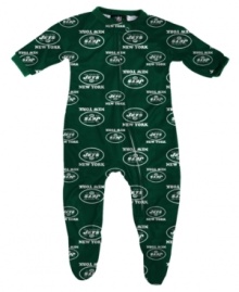 It's never too early to show team support. Suit your smallest fan up in this fun New York Jets footed coverall from Outerstuff. It's never too early to show team support. Suit your smallest fan up in this fun New York Jets footed coverall from Outerstuff.