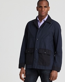 Michael Kors innovates on a traditional silhouette by mixing linen and cotton for a subtle, tonal block jacket, bringing modern design to your everyday attire. Michael Kors innovates on a traditional silhouette by mixing linen and cotton for a subtle, tonal block jacket, bringing modern design to your everyday attire.