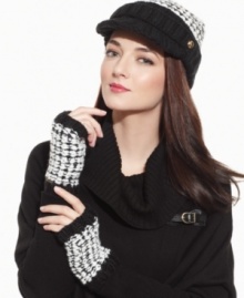 Whether you're behind the wheel or out walking the dog, these chic fingerless driving gloves from MICHAEL Michael Kors are the perfect companion. Whether you're behind the wheel or out walking the dog, these chic fingerless driving gloves from MICHAEL Michael Kors are the perfect companion.