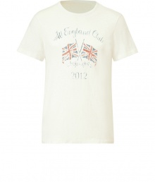 Stylish tee in fine white cotton with trendy print - Worn, washed look for casual style - Slim cut with small, round neck and short sleeves - Great basic looks good solo, or under cardigans and blazers, and with chinos, jeans or shorts Stylish tee in fine white cotton with trendy print - Worn, washed look for casual style - Slim cut with small, round neck and short sleeves - Great basic looks good solo, or under cardigans and blazers, and with chinos, jeans or shorts
