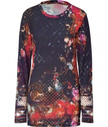 With a Technicolor print and a trend-right slim fit, this long sleeve tee from Balmain will add a high style kick to your favorite basics - Round neck, long sleeves, long body, all-over print - Pair with skinny jeans, a leather, and high heel booties