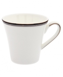 Clean and simple with beaded bands of black and platinum, this teacup boasts universal appeal. Its flared silhouette sounds a contemporary note for dynamic fine dining.
