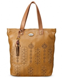 Whether you're rushing to the office or perusing a flea market in your 'hood, this go-anywhere carryall from Fossil is the perfect companion. Sumptuous leather is adorned with a vintage-inspired design and brass-tone accents, while the spacious interior has plenty of pockets to stash all the essentials and more. Whether you're rushing to the office or perusing a flea market in your 'hood, this go-anywhere carryall from Fossil is the perfect companion. Sumptuous leather is adorned with a vintage-inspired design and brass-tone accents, while the spacious interior has plenty of pockets to stash all the essentials and more.