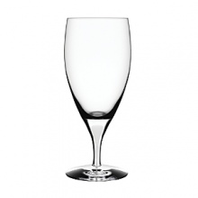 Designer Erika Lagerbielke created the successful Intermezzo glass series over 20 years ago and the handmade glass with its characteristic blue drop can be found in many homes around the world. This popular series is now available with a stylish transparent white drop. Intermezzo Satin is a sober glass that is suitable for all festive occasions; elegant and innocent white for weddings or graduations, or a crisp white for the winter's many celebrations. Designer Erika Lagerbielke created the successful Intermezzo glass series over 20 years ago and the handmade glass with its characteristic blue drop can be found in many homes around the world. This popular series is now available with a stylish transparent white drop. Intermezzo Satin is a sober glass that is suitable for all festive occasions; elegant and innocent white for weddings or graduations, or a crisp white for the winter's many celebrations.