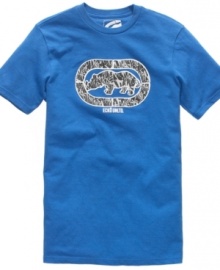 Follow your instincts and amp up your weekend wear with the sleek logo design of this Ecko Unltd t shirt.