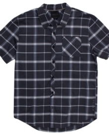 At a crossroads on what to wear? This classic plaid shirt from O'Neill gives you no-fuss style and comfort in an instant.