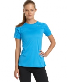 Nike's Miller tee features mesh insets at the side seams for maximum ventilation when you need it! The Dri-Fit fabric keeps you cool while providing UV protection, too.