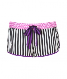 Cheeky and sweet with their mix of bold pop patterning, Juicy Coutures silky boxer shorts make a perfectly fun and flirty gift - Purple and black striped satin tie, dotted pink waistband, purple trim - Extra short - Packed up in a logo-laden box, these boxers are a seriously stylish stocking stuffer Cheeky and sweet with their mix of bold pop patterning, Juicy Coutures silky boxer shorts make a perfectly fun and flirty gift - Purple and black striped satin tie, dotted pink waistband, purple trim - Extra short - Packed up in a logo-laden box, these boxers are a seriously stylish stocking stuffer
