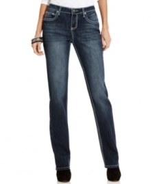 A pair of straight-leg jeans go with everything! Create effortless weekend looks with this petite pair from Earl Jeans.