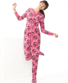 Who could keep quiet as a mouse with pajamas this adorable? This cozy fleece onesie by Briefly Stated features Minnie and Mickey in a snowball battle! Who could keep quiet as a mouse with pajamas this adorable? This cozy fleece onesie by Briefly Stated features Minnie and Mickey in a snowball battle!