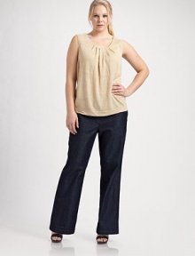 Delicate pleats shape the neckline of this lightweight linen design.Scoopneck Sleeveless Pullover style About 25 from shoulder to hem Linen; hand wash Imported Delicate pleats shape the neckline of this lightweight linen design.Scoopneck Sleeveless Pullover style About 25 from shoulder to hem Linen; hand wash Imported