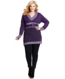 Top off your fall/winter looks with Extra Touch's plus size tunic sweater, accented by a marled knit and belted waist.