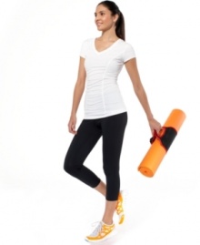 The classic tee gets reinvented with figure-flattering ruching and princess seams, from Ideology. Working out never looked so good! The classic tee gets reinvented with figure-flattering ruching and princess seams, from Ideology. Working out never looked so good!