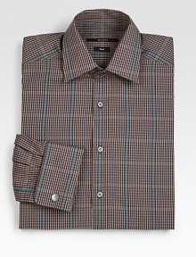 Cotton dress shirt in a fitted silhouette, modernized by this iconic check print design.ButtonfrontCottonDry cleanMade in Italy