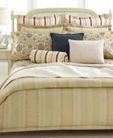 Indulge in the artisanal ambiance of this Marrakesh fitted sheet from Lauren by Ralph Lauren, featuring a rich Moroccan-inspired print with a smooth cotton sateen finish. Indulge in the artisanal ambiance of this Marrakesh fitted sheet from Lauren by Ralph Lauren, featuring a rich Moroccan-inspired print with a smooth cotton sateen finish.
