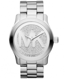 Fall under Michael Kors' spell with the mesmerizing shimmer of this Runway collection watch. Fall under Michael Kors' spell with the mesmerizing shimmer of this Runway collection watch.
