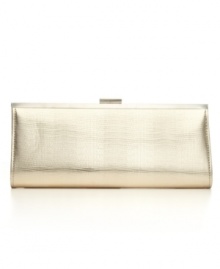 The frame Brooke clutch: gleaming with glazed metallic snakeskin, it's a sleek way to add polished shine to your evening look. The frame Brooke clutch: gleaming with glazed metallic snakeskin, it's a sleek way to add polished shine to your evening look.