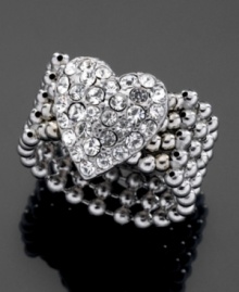 This GUESS stretch ring features a bright crystal-accented heart with bubbly beads to give your look a lift. Crafted in silvertone mixed metal.