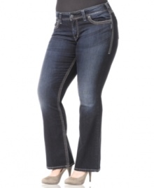 Team your favorite tops with Silver Jeans' bootcut plus size jeans, featuring a flattering dark wash.