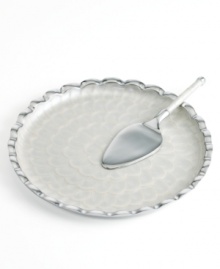 Iridescent mother-of-pearl inlay layered in a beautiful scallop pattern hosts cakes and pies in elegant splendor. The lustrous aluminum edge echoes the pattern on the surface of this collection of cake plates. With a matching server, this dessert set is perfect for every occasion. From Simply Designz's collection of serveware and serving dishes. Iridescent mother-of-pearl inlay layered in a beautiful scallop pattern hosts cakes and pies in elegant splendor. The lustrous aluminum edge echoes the pattern on the surface of this collection of cake plates. With a matching server, this dessert set is perfect for every occasion. From Simply Designz's collection of serveware and serving dishes.