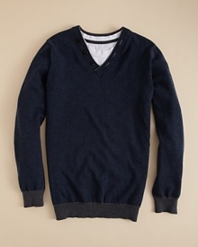 A contrast inset at the collar suggests a layered look--but without the bulk, making it ideal for easing into the school year. A contrast inset at the collar suggests a layered look--but without the bulk, making it ideal for easing into the school year.