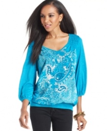 Style&co.'s latest top features a fabulous paisley-inspired print and a stylish silhouette.