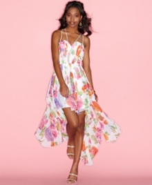 Floral print adds garden party allure to wispy chiffon on this dress from Roberta that raises the bar on fun, elegant style! Floral print adds garden party allure to wispy chiffon on this dress from Roberta that raises the bar on fun, elegant style!