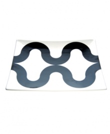 Pretty graphic. A bold ogee pattern plays up this sturdy Salt&Pepper platter, bringing cool modern design to everyday dining. Pretty graphic. A bold ogee pattern plays up this sturdy Salt&Pepper platter, bringing cool modern design to everyday dining.