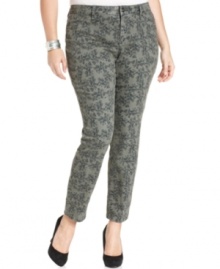 Printed denim is all the rage, so snag DKNY Jeans' plus size jeggings for an on-trend look!