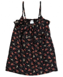 Oh so pretty. Top off her favorite skinnies with this feminine floral top from Roxy. Oh so pretty. Top off her favorite skinnies with this feminine floral top from Roxy.