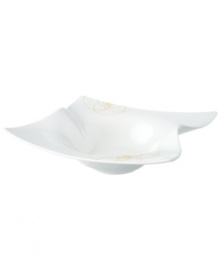 A modern canvas for everyday meals, the Bloom Sun bowl is artfully scribbled with golden florals for a look that's fresh – and in durable porcelain – not fussy. From the Villeroy & Boch dinnerware collection. A modern canvas for everyday meals, the Bloom Sun bowl is artfully scribbled with golden florals for a look that's fresh – and in durable porcelain – not fussy. From the Villeroy & Boch dinnerware collection.