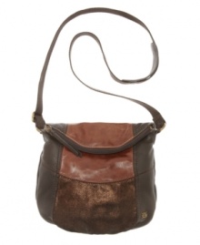 The Sak styles the Deena purse with 2 points of entry so it's doubly convenient (as well as good-looking). The Sak styles the Deena purse with 2 points of entry so it's doubly convenient (as well as good-looking).