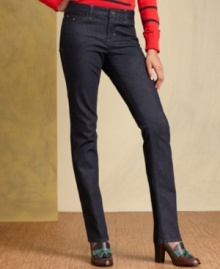 Get the skinniest fit in a sleek, dark wash with these jeans from Tommy Hilfiger. Get the skinniest fit in a sleek, dark wash with these jeans from Tommy Hilfiger.