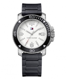 Suit up and head out with this go-everywhere sport watch by Tommy Hilfiger. Black silicone strap with faux link texture and round stainless steel case with white numerals at black bezel. White dial features applied silver tone numerals at twelve, three, six and nine o'clock, stick indices, date window, three hands an iconic flag logo. Quartz movement. Water resistant to 30 meters. Ten-year limited warranty.