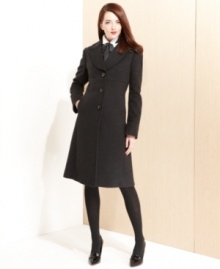 In a classic walker style, this wool-blend Jones New York coat is perfect for a modern, sophisticated look. Tailored details a create a sleek shape.