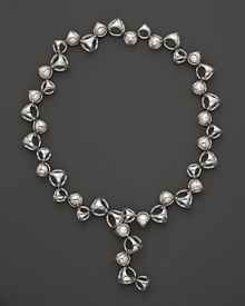 This bold sterling silver necklace, gleaming with freshwater pearls, is a brilliant showcase for Di MODOLO's iconic Triadra design.