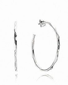 Refresh your accessory routine with PANDORA's rippled hoop earrings in sterling silver. Refresh your accessory routine with PANDORA's rippled hoop earrings in sterling silver.