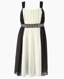 Elegance comes in all forms. She'll dance the night away in this simply stunning chiffon dress from Bloome. Elegance comes in all forms. She'll dance the night away in this simply stunning chiffon dress from Bloome.