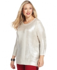 It's your time to shine in Jones New York Signature's three-quarter-sleeve plus size sweater, featuring a metallic finish.