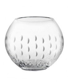Style and quality go hand-in-hand in the Modern Love crystal rose bowl, featuring striking clarity and a delicate cut motif by Monique Lhuillier for Royal Doulton. Style and quality go hand-in-hand in the Modern Love crystal rose bowl, featuring striking clarity and a delicate cut motif by Monique Lhuillier for Royal Doulton.