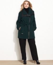 Calvin Klein redefines minimalist chic with this elegant plus size coat. The faux-leather trim adds appealing edge.