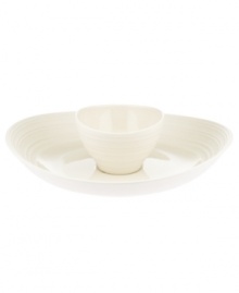 Evoking the natural exuberance of thrown pottery, the Mikasa Swirl chip 'n dip brings unfussy elegance to your table in classic stoneware. Oversized for generous portions, shown back.