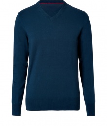 Polished, streamlined staples are a great way to anchor your wardrobe, and Hugos navy cotton-blend pullover is classically chic start - V-neckline, long sleeves, fine ribbed trim - Slim, straight silhouette - Versatile and elegant, the perfect compliment to chinos, jeans or dress trousers